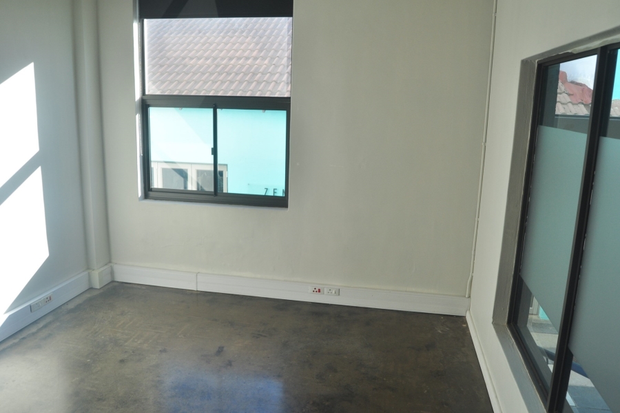 To Let commercial Property for Rent in Woodstock Western Cape